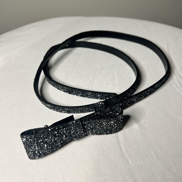 EXPRESS NWOT Sparkle Bow Belt L Silver - Picture 2 of 3